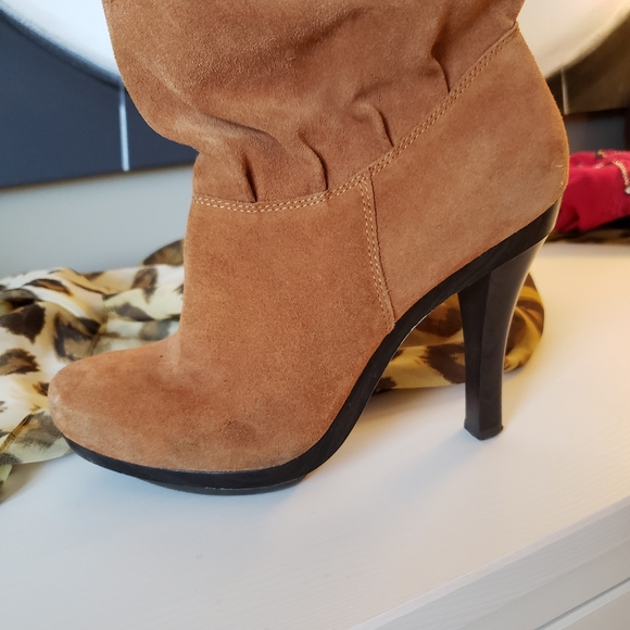 COPY - Micheal Kors suede slouch boots - Picture 2 of 5